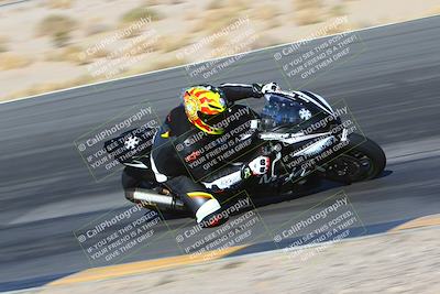 media/Jan-14-2024-SoCal Trackdays (Sun) [[2e55ec21a6]]/Turn 12 Inside (945am)/